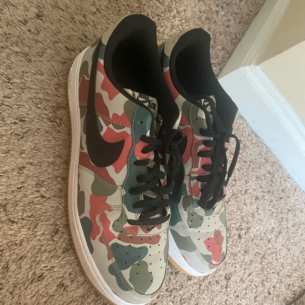 Air Force 1s size 12